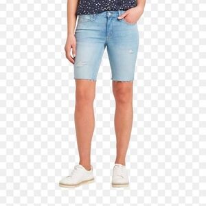 Universal thread light wash mid rise bermuda distressed jean shorts size 12 31